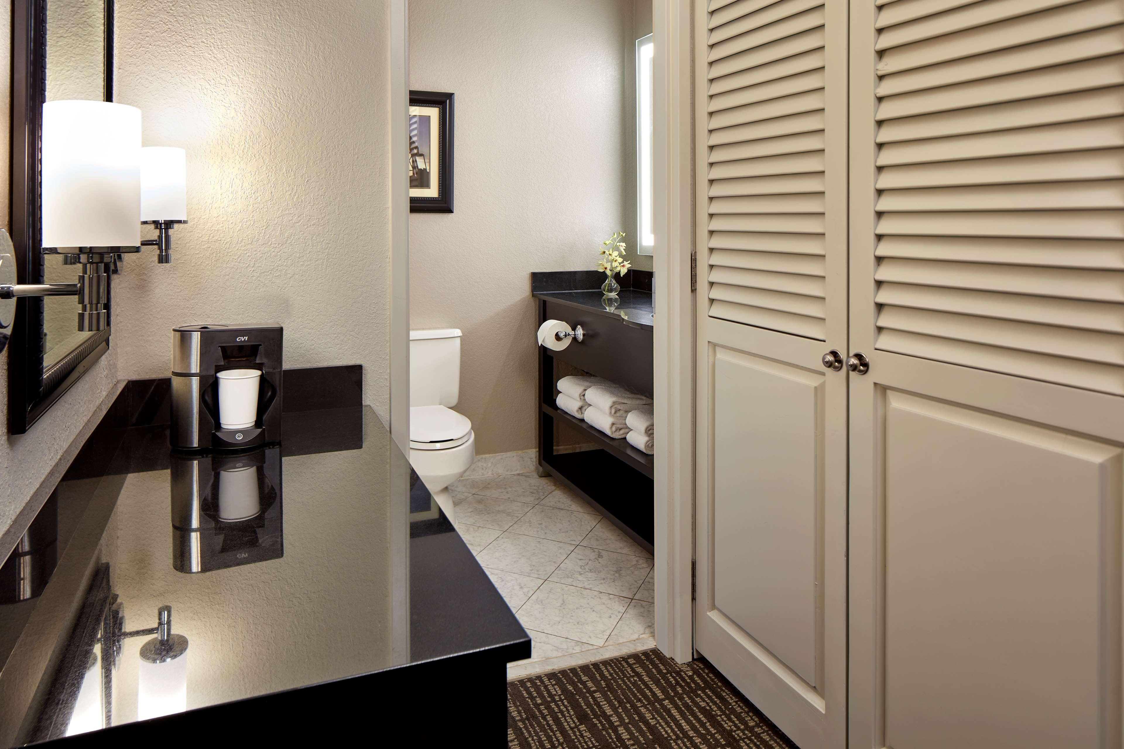 Hotel Hyatt Regency Tulsa Downtown Extérieur photo