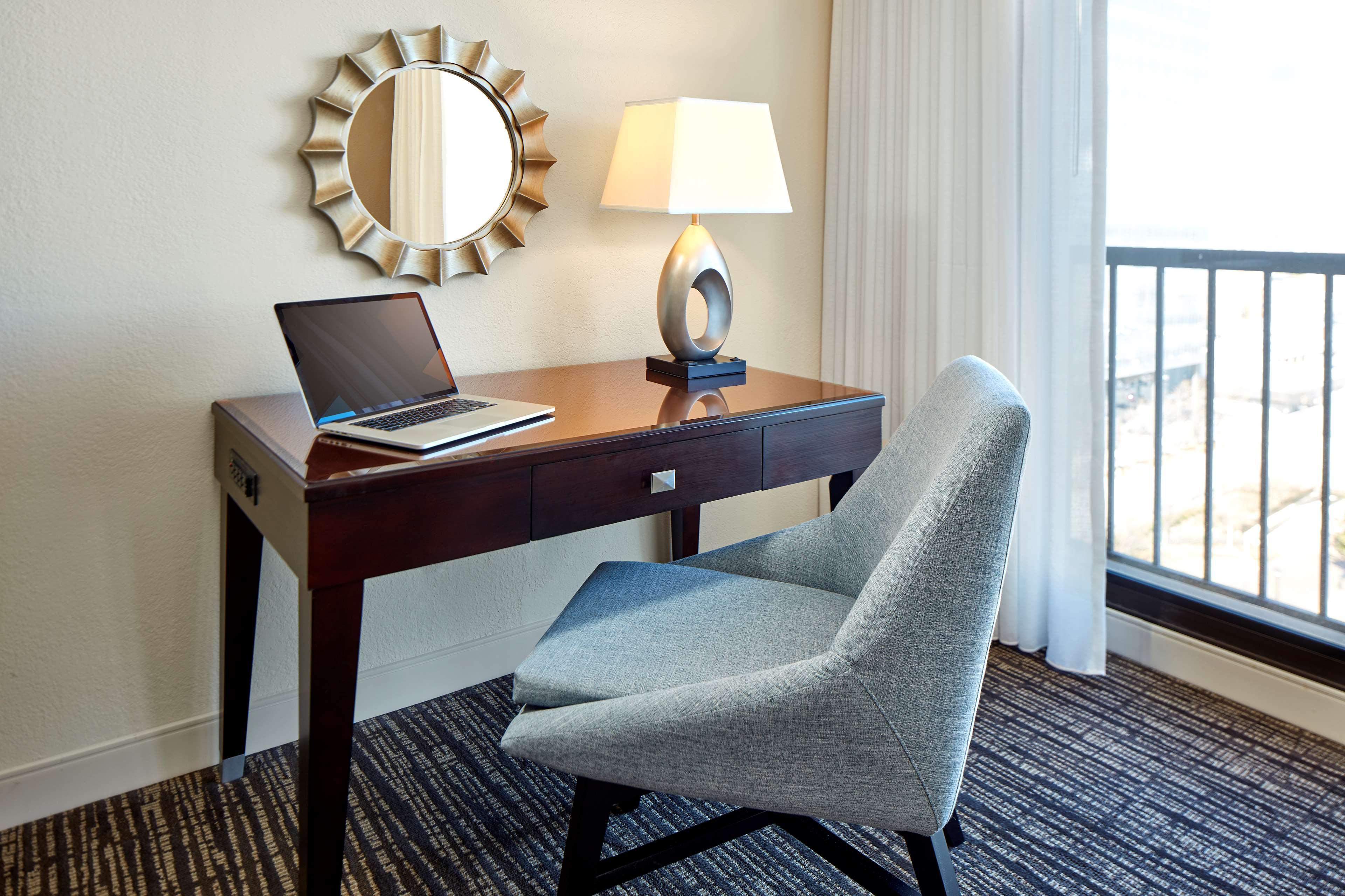 Hotel Hyatt Regency Tulsa Downtown Extérieur photo