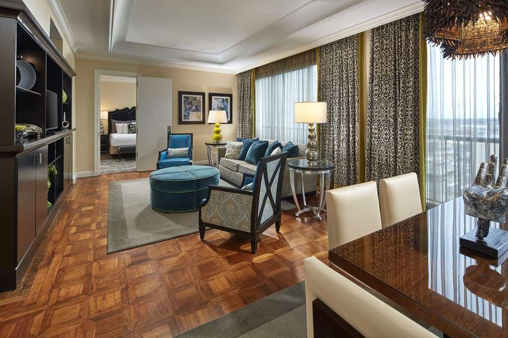 Hotel Hyatt Regency Tulsa Downtown Chambre photo
